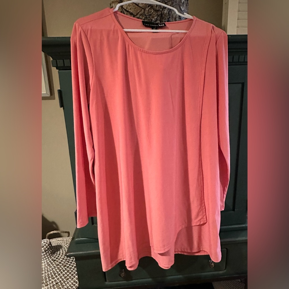 NWT ANTTHONY ORIGINAL Drape Layered Top Blouse Peachy Orange Flattering L HTF